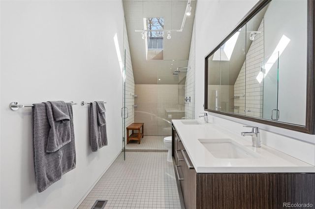 2516 N Clarkson Street, Denver, CO 80205