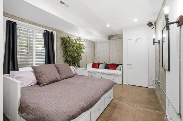 2516 N Clarkson Street, Denver, CO 80205