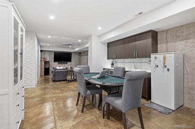 2516 N Clarkson Street, Denver, CO 80205