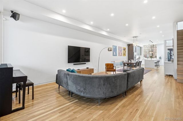 2516 N Clarkson Street, Denver, CO 80205