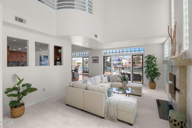 2150 Napoli Drive, Oxnard, CA 93035