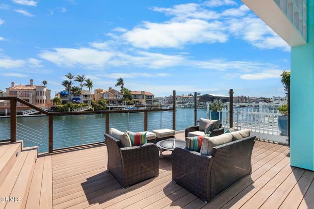 2150 Napoli Drive, Oxnard, CA 93035