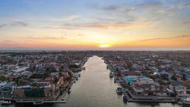 2150 Napoli Drive, Oxnard, CA 93035