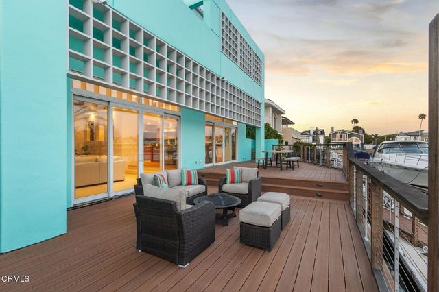 2150 Napoli Drive, Oxnard, CA 93035