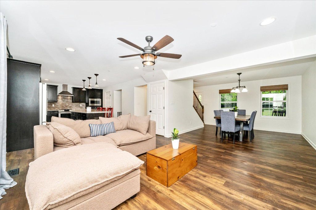 Image 14 of property listing at 5120 WIGVILLE RD, Thurmont, MD 21788