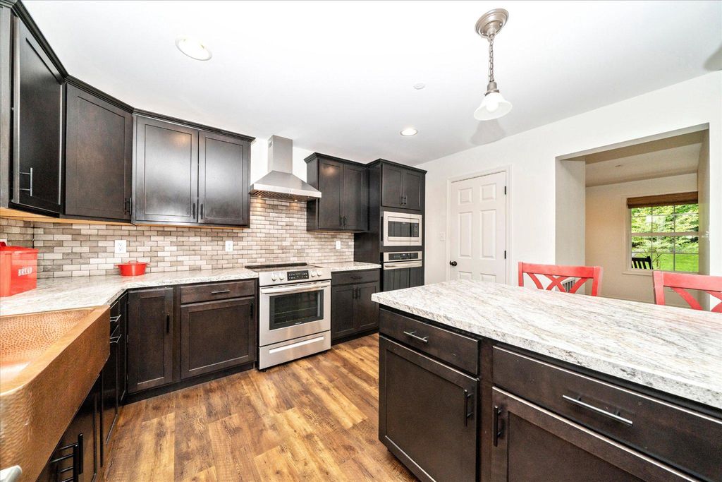 Image 18 of property listing at 5120 WIGVILLE RD, Thurmont, MD 21788