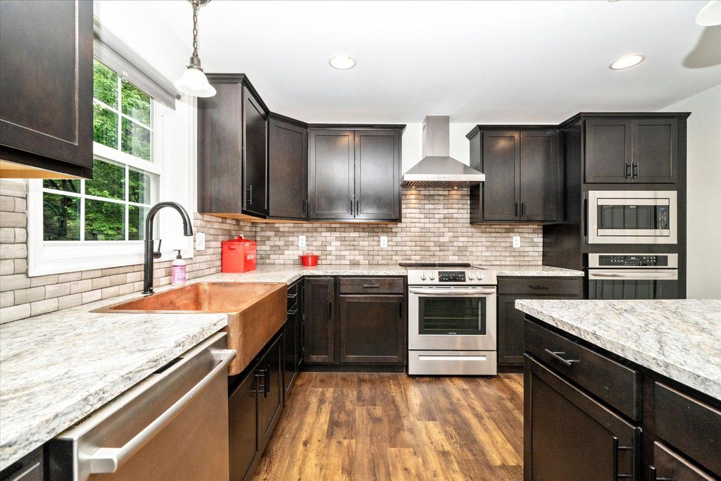 Image 19 of property listing at 5120 WIGVILLE RD, Thurmont, MD 21788