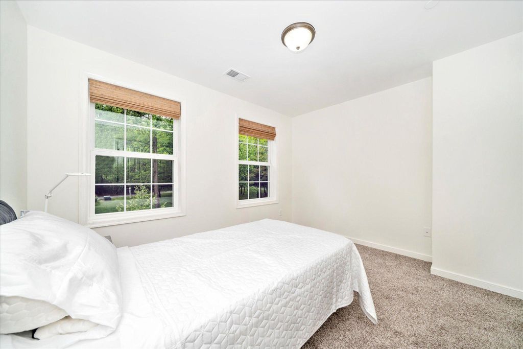 Image 36 of property listing at 5120 WIGVILLE RD, Thurmont, MD 21788