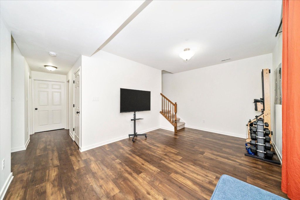 Image 38 of property listing at 5120 WIGVILLE RD, Thurmont, MD 21788