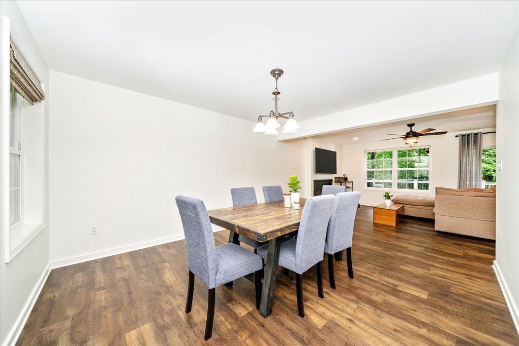 Image 10 of property listing at 5120 WIGVILLE RD, Thurmont, MD 21788