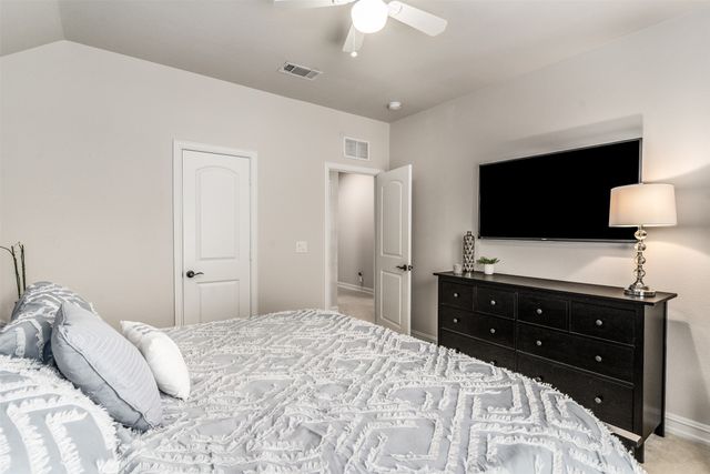 2225 Olivia Lane, Little Elm, TX 75068