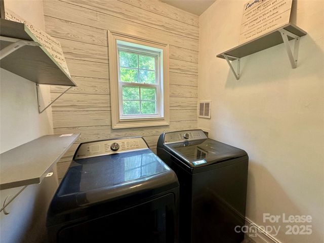 8639 Willhill Road, Mint Hill, NC 28227