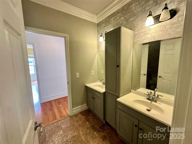 8639 Willhill Road, Mint Hill, NC 28227