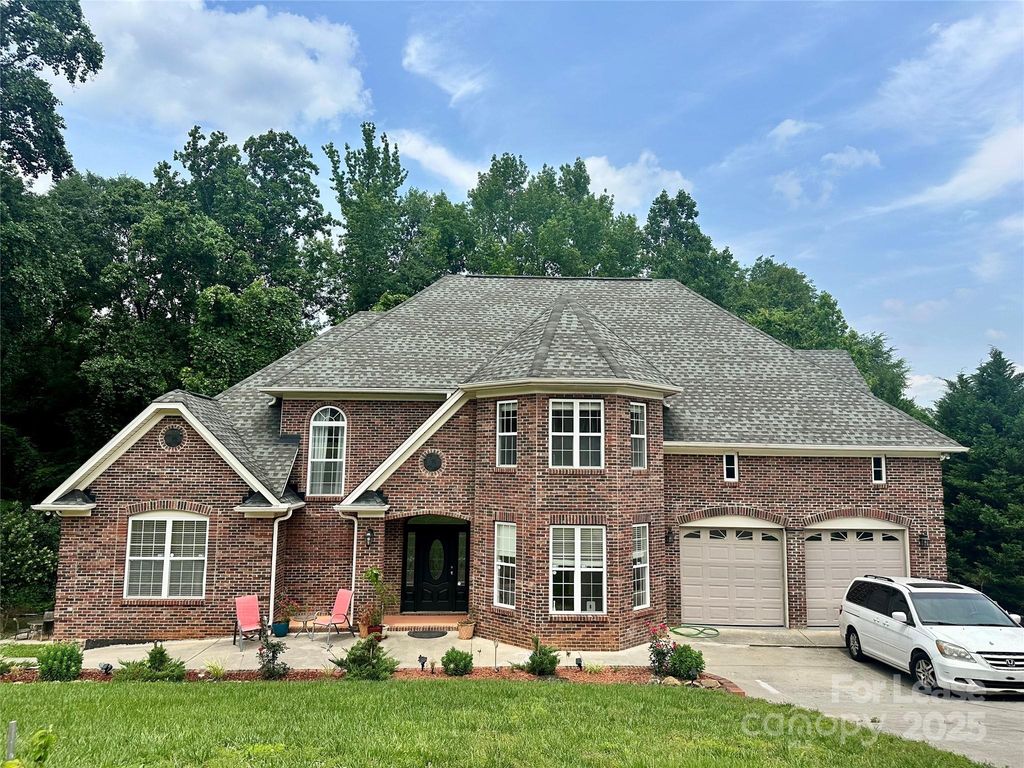 8639 Willhill Road, Mint Hill, NC 28227