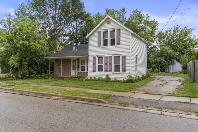 413 GREEN STREET, Neenah, WI 54956
