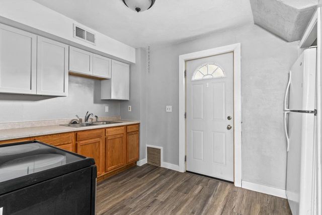 413 GREEN STREET, Neenah, WI 54956