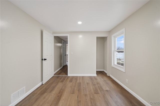 5632 West Circle Drive, Cicero, NY 13039