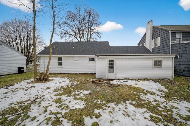 5632 West Circle Drive, Cicero, NY 13039