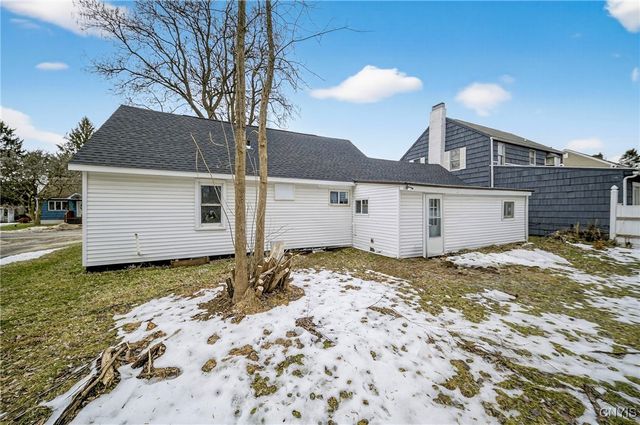 5632 West Circle Drive, Cicero, NY 13039