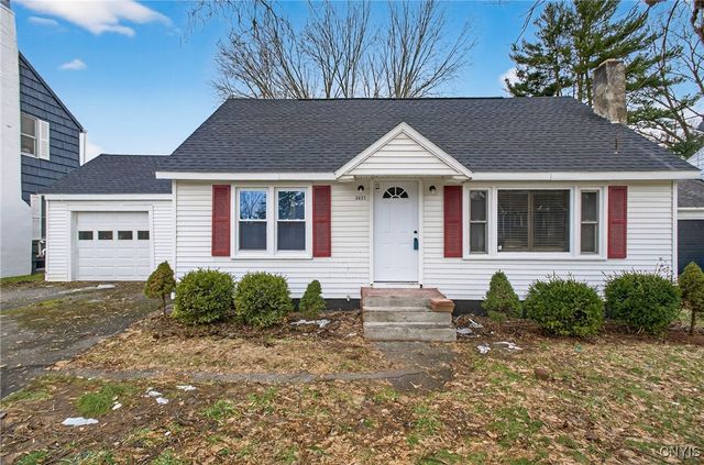 5632 West Circle Drive, Cicero, NY 13039