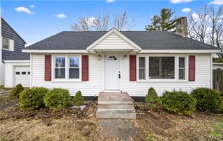 5632 West Circle Drive, Cicero, NY 13039