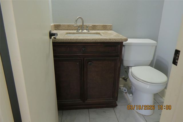 6527 Gladewell Drive, Houston, TX 77072