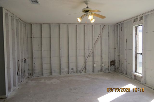 6527 Gladewell Drive, Houston, TX 77072