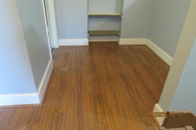 6527 Gladewell Drive, Houston, TX 77072