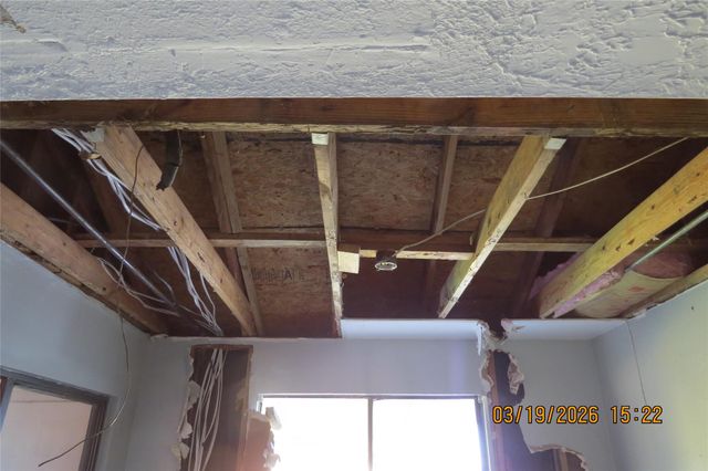 6527 Gladewell Drive, Houston, TX 77072