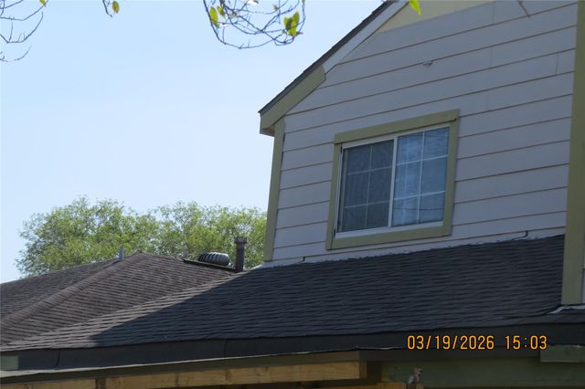 6527 Gladewell Drive, Houston, TX 77072