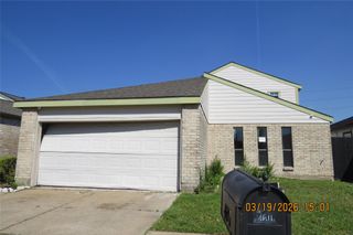 6527 Gladewell Drive, Houston, TX 77072