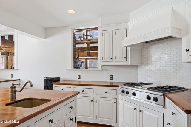 1167 Middleline Road, Milton, NY 12020