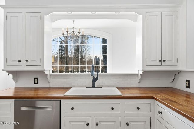 1167 Middleline Road, Milton, NY 12020