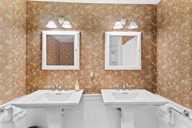 1167 Middleline Road, Milton, NY 12020