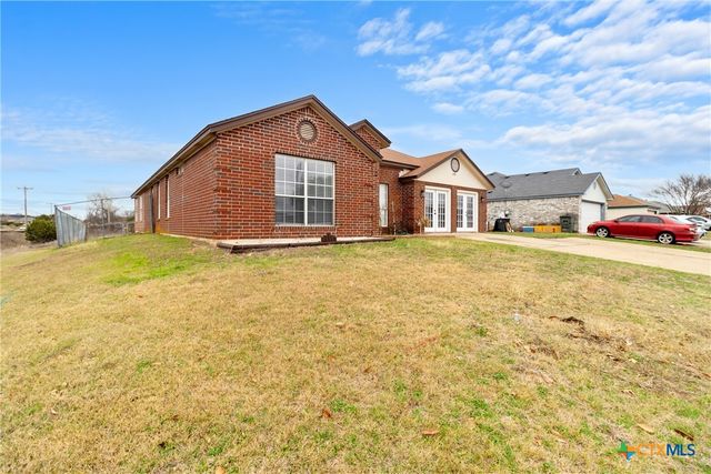 2202 Waterfall Drive, Killeen, TX 76549