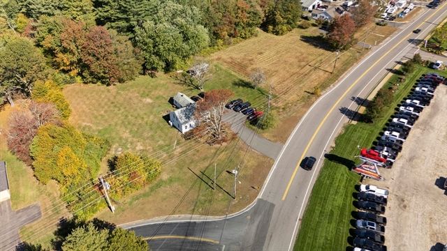 23 Uxbridge Rd, Mendon, MA 01756