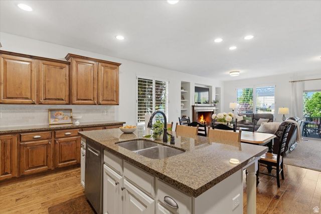 1549 EQUESTRIAN PARK WAY, Kaysville, UT 84037
