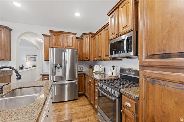 1549 EQUESTRIAN PARK WAY, Kaysville, UT 84037
