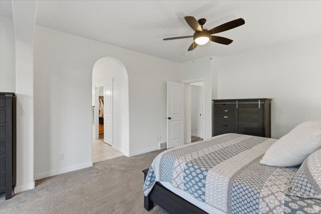 1549 EQUESTRIAN PARK WAY, Kaysville, UT 84037
