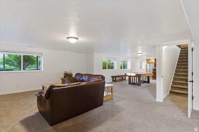 1549 EQUESTRIAN PARK WAY, Kaysville, UT 84037