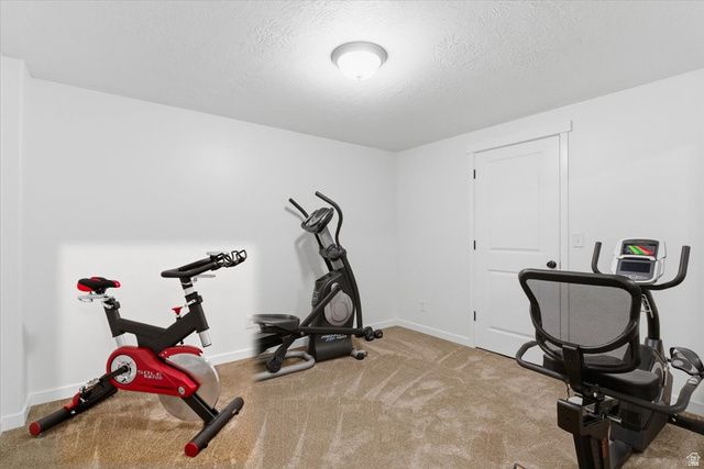 1549 EQUESTRIAN PARK WAY, Kaysville, UT 84037