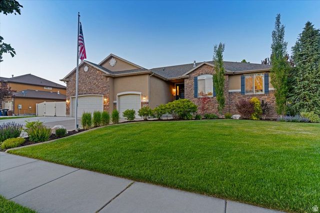 1549 EQUESTRIAN PARK WAY, Kaysville, UT 84037