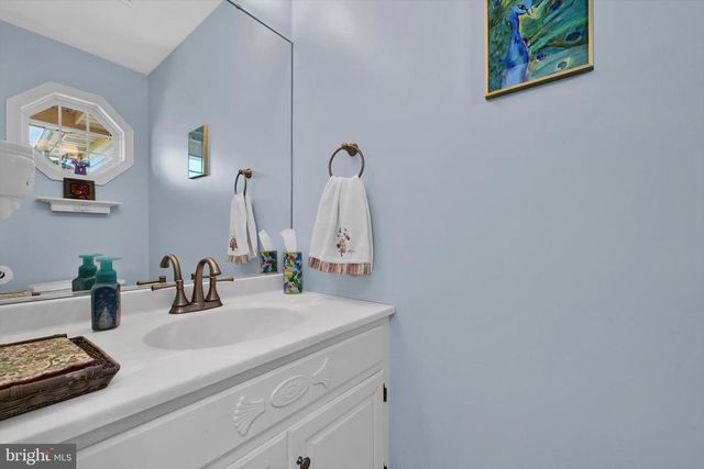 624 STONEY RUN RD, Pottsville, PA 17901