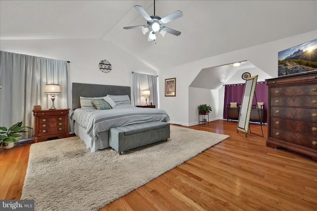 624 STONEY RUN RD, Pottsville, PA 17901