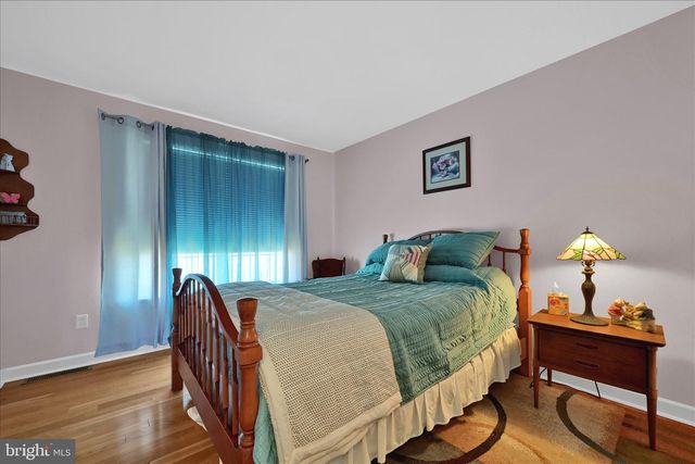 624 STONEY RUN RD, Pottsville, PA 17901