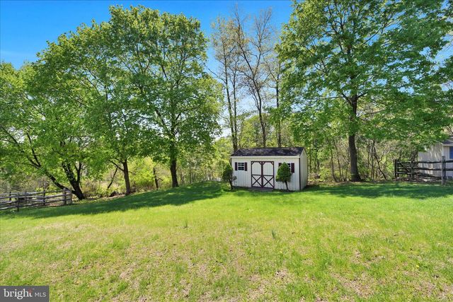 624 STONEY RUN RD, Pottsville, PA 17901