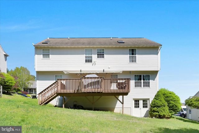 624 STONEY RUN RD, Pottsville, PA 17901