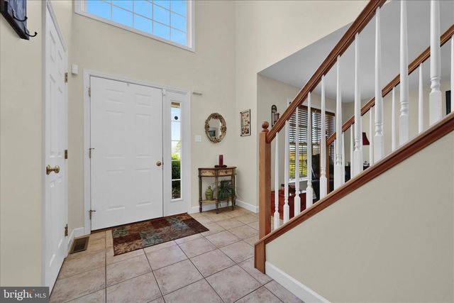 624 STONEY RUN RD, Pottsville, PA 17901