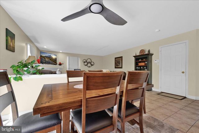 624 STONEY RUN RD, Pottsville, PA 17901