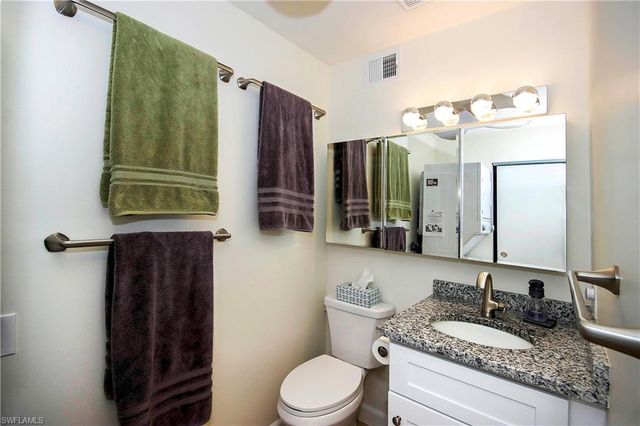 561 Periwinkle WAY # F1, Sanibel, FL 33957